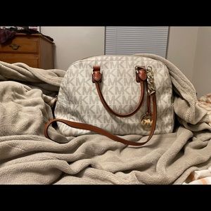 Michael Kors satchel crossbody in Vanilla ***CROSS POSTED***